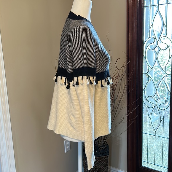 Gilli tassel sweater szM - Picture 7 of 12